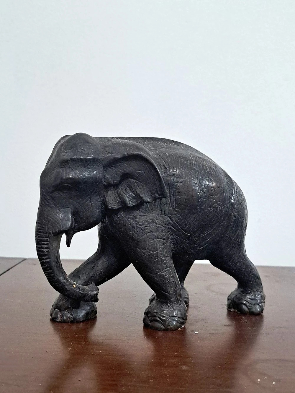 Dark Elegant Heavy Elephant Sculpture Black